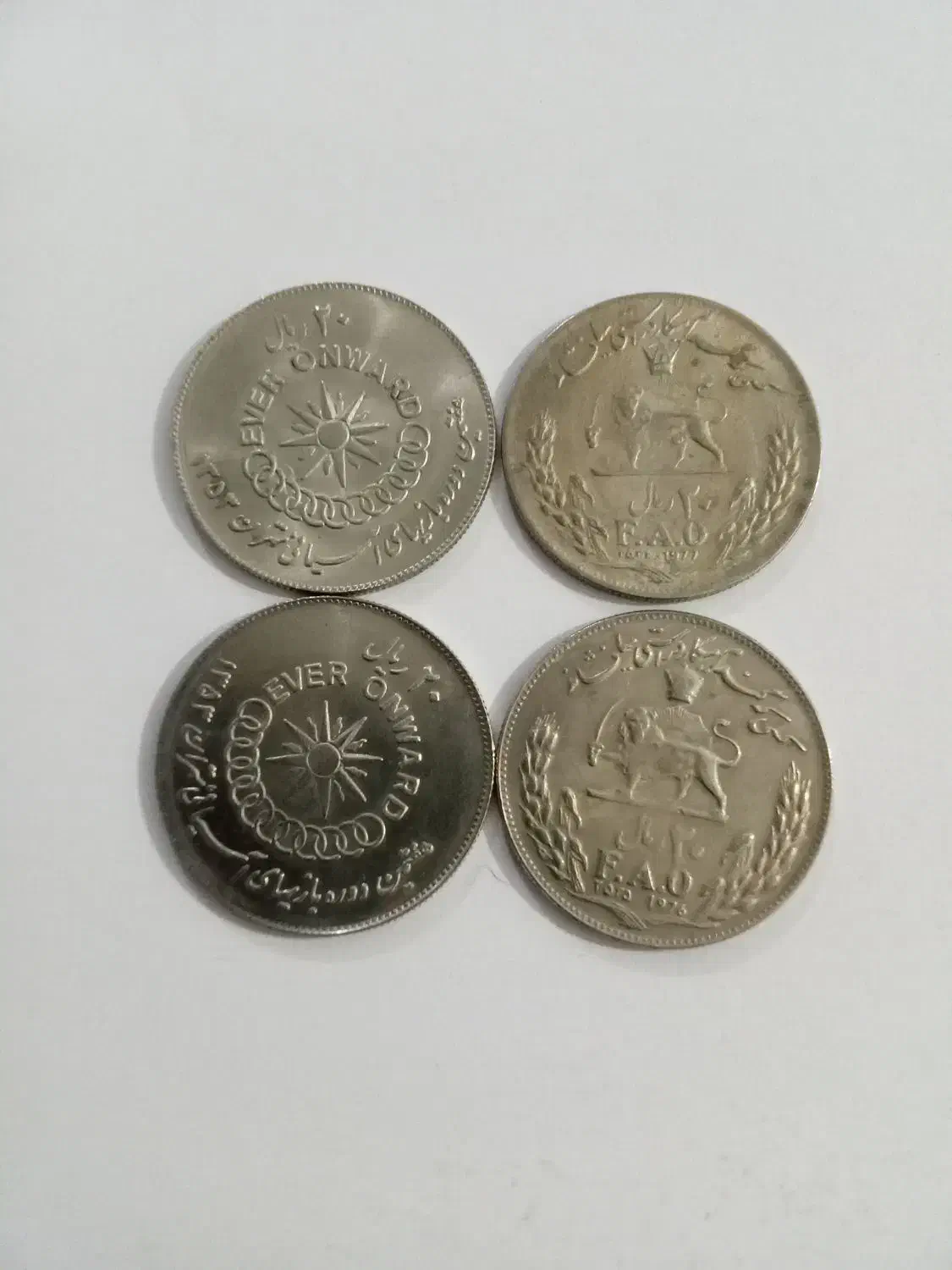 ۴ عدد سکه یادبود قدیمی|کلکسیون سکه، تمبر، اسکناس|بوشهر, |دیوار