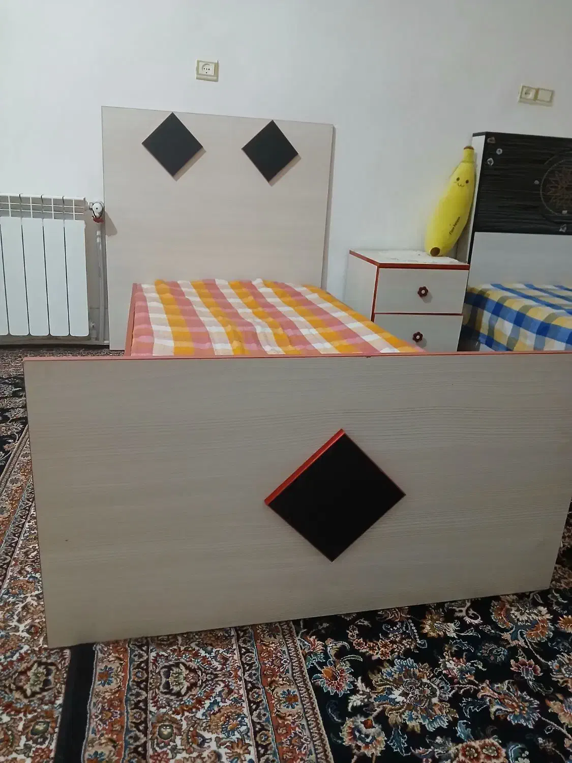 تخت نوجوان|تخت و سرویس خواب|فردوس (خراسان), |دیوار