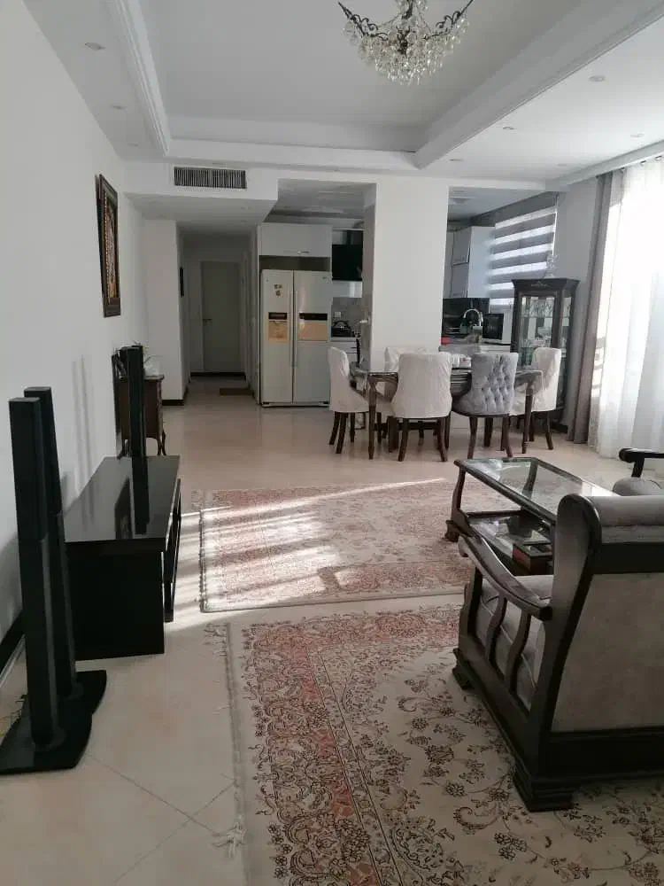 آپارتمان ۱۰۰ متری سه خوابه فوق العاده خوش نقشه|اجارهٔ آپارتمان|تهران, حشمتیه|دیوار