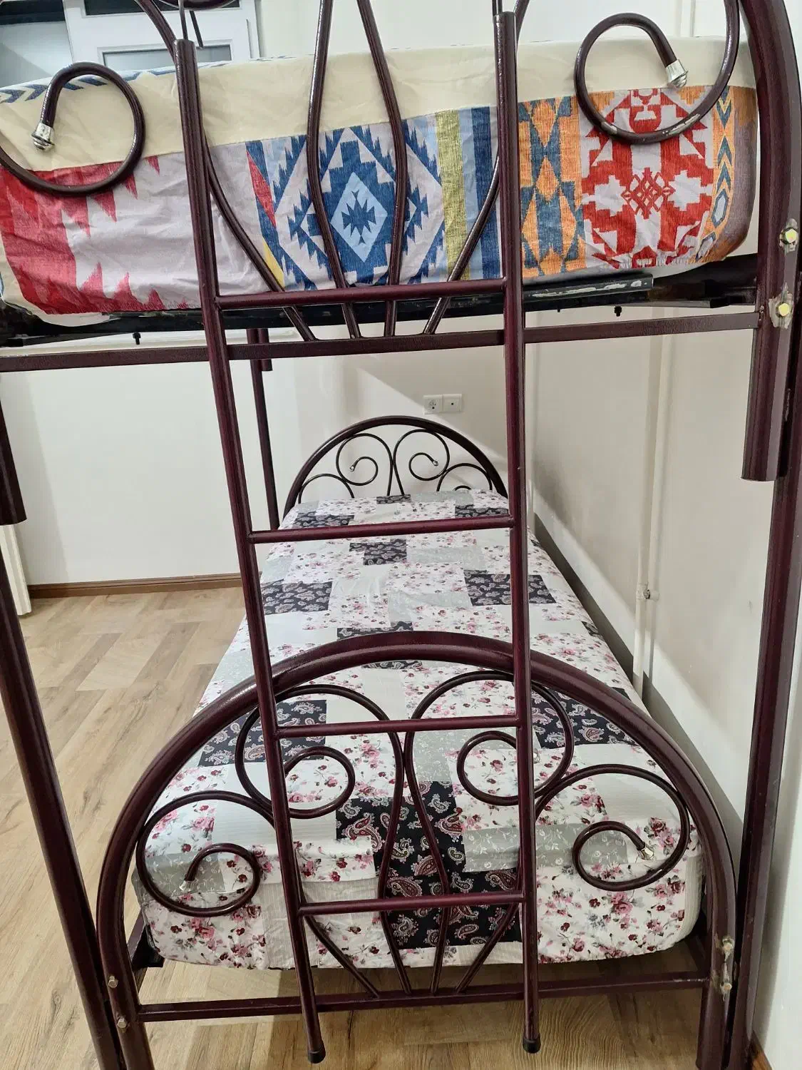 تخت خواب دو طبقه با تشک|تخت و سرویس خواب|زنجان, |دیوار