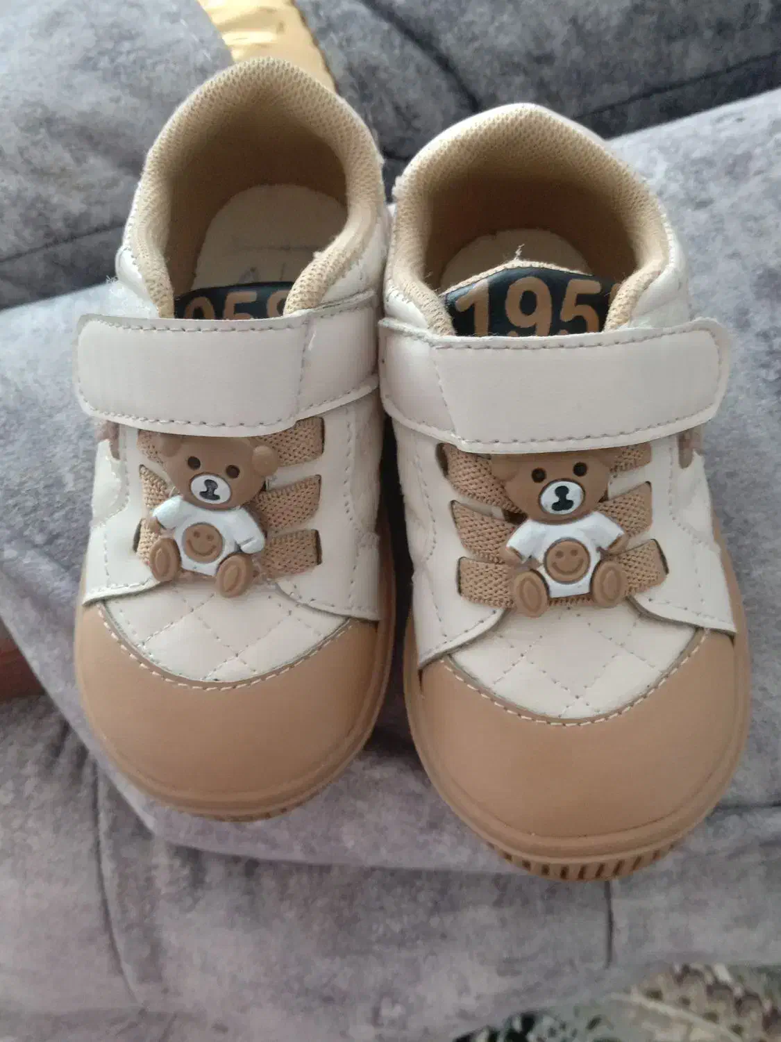 سایز۲۱ نونو|کفش و لباس بچه|اشتهارد, |دیوار