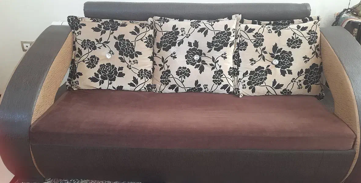 مبل ۷ نفره|مبلمان خانگی و میز عسلی|بم, |دیوار