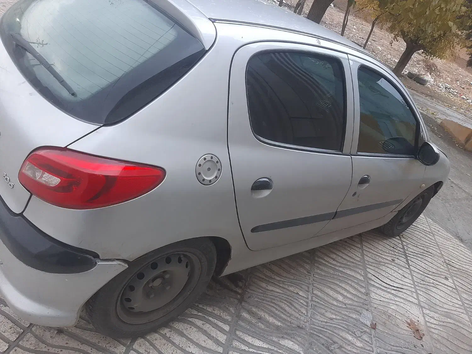 ۲۰۶ مدل ۸۴ سه تیکه سالم|خودرو سواری و وانت|کرمانشاه, |دیوار