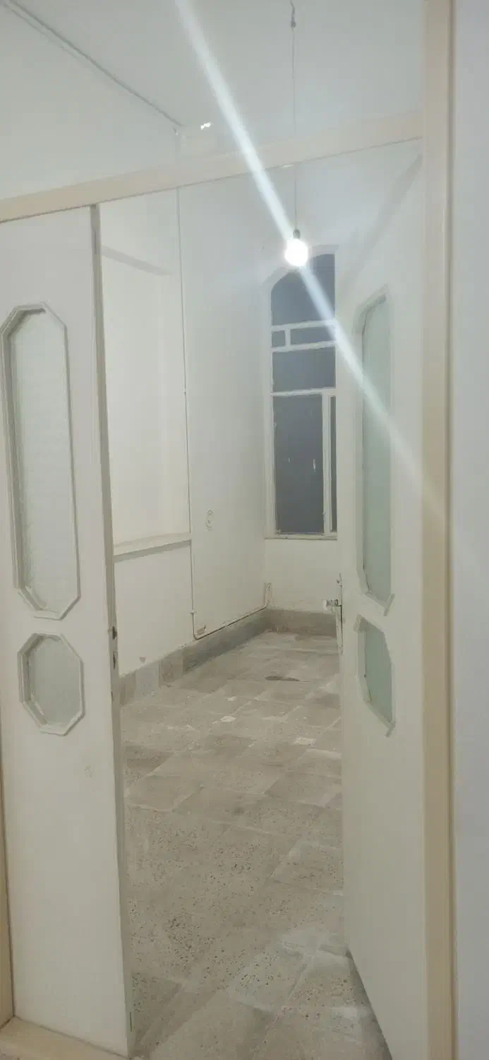 اجاره|اجارهٔ خانه و ویلا|قم, چهل درخت‎|دیوار