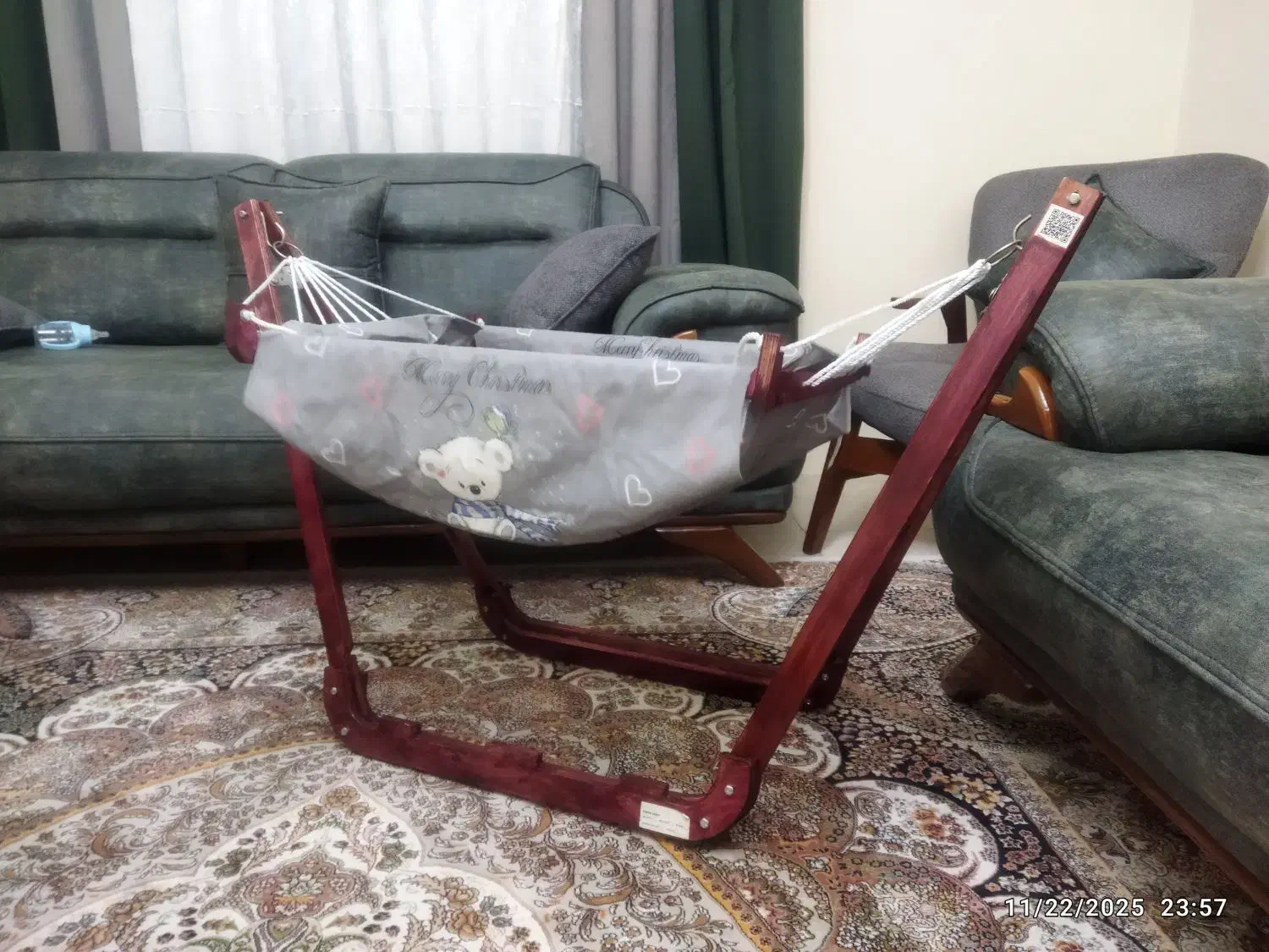 ننو گهواره سنتی|تخت و صندلی بچه|پرند, فاز ۶|دیوار