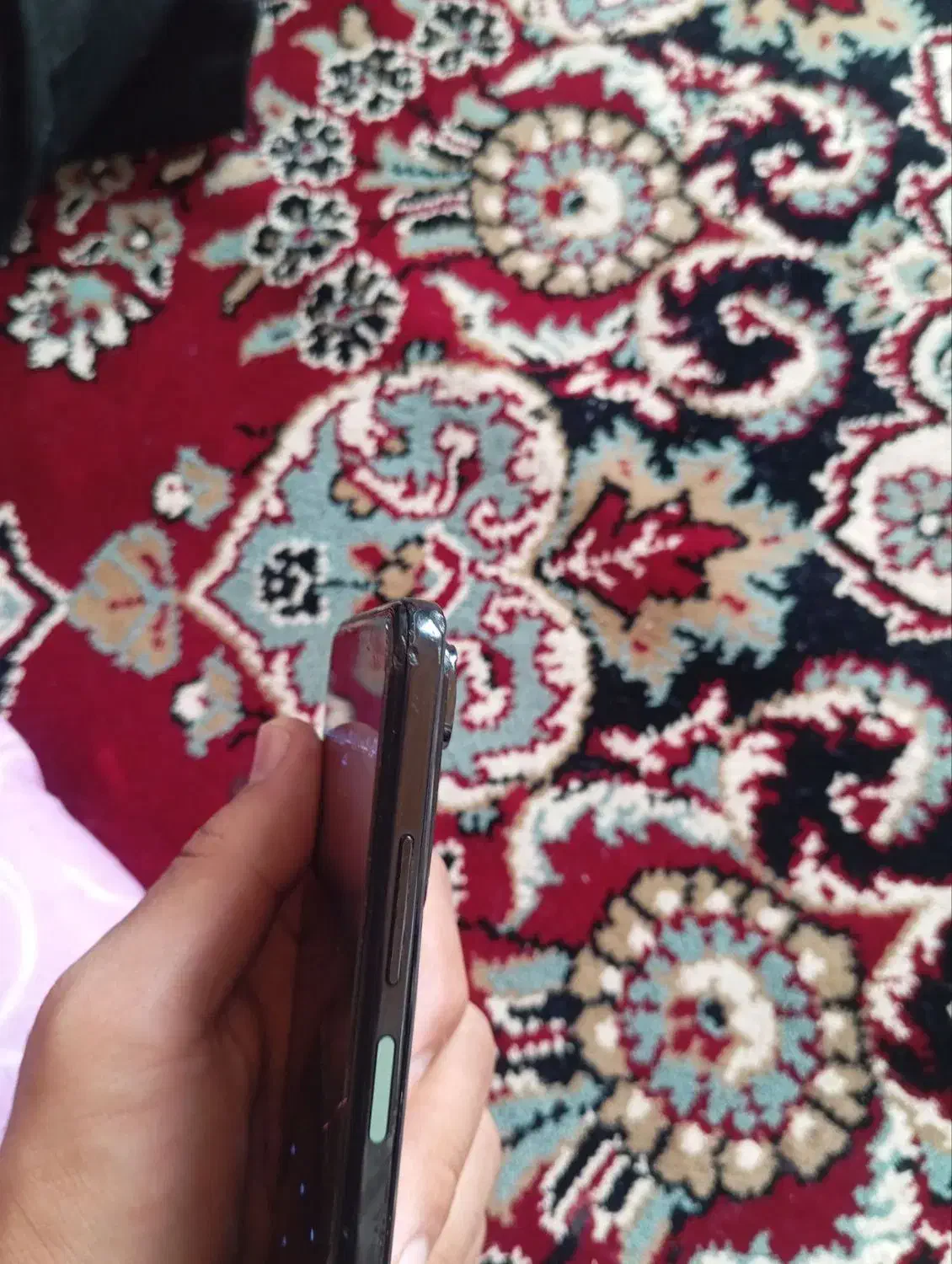 نوت 11s|موبایل|درمیان, |دیوار