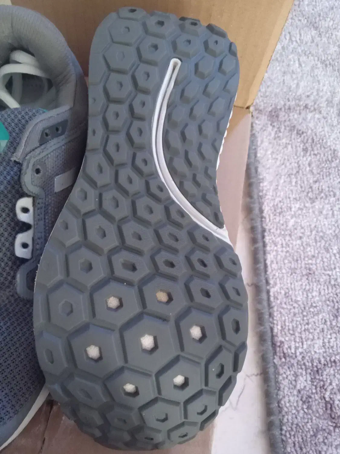 کفش نیو بالانس خارجی|کیف، کفش، کمربند|بندر امام خمینی, |دیوار