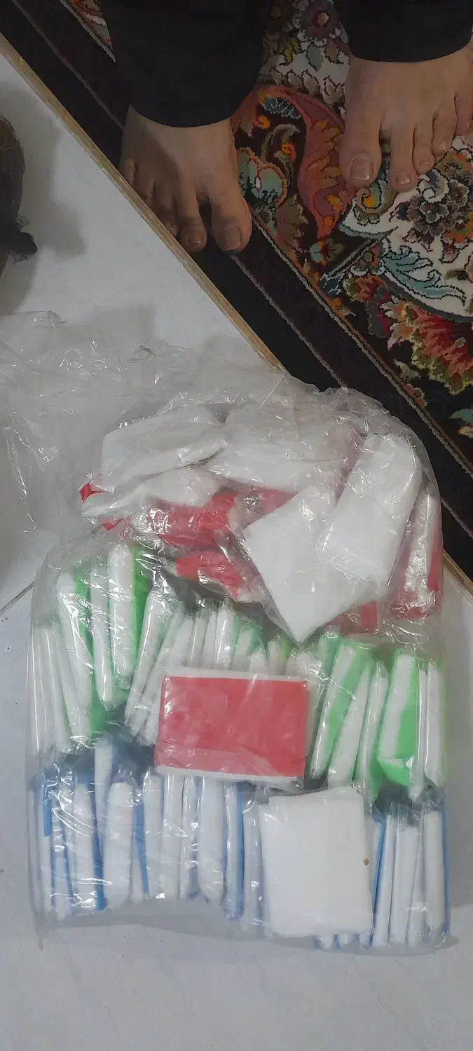 مقداری لوازم آرایشگاه|آرایشگاه و سالن‌های زیبایی|گرگان, |دیوار