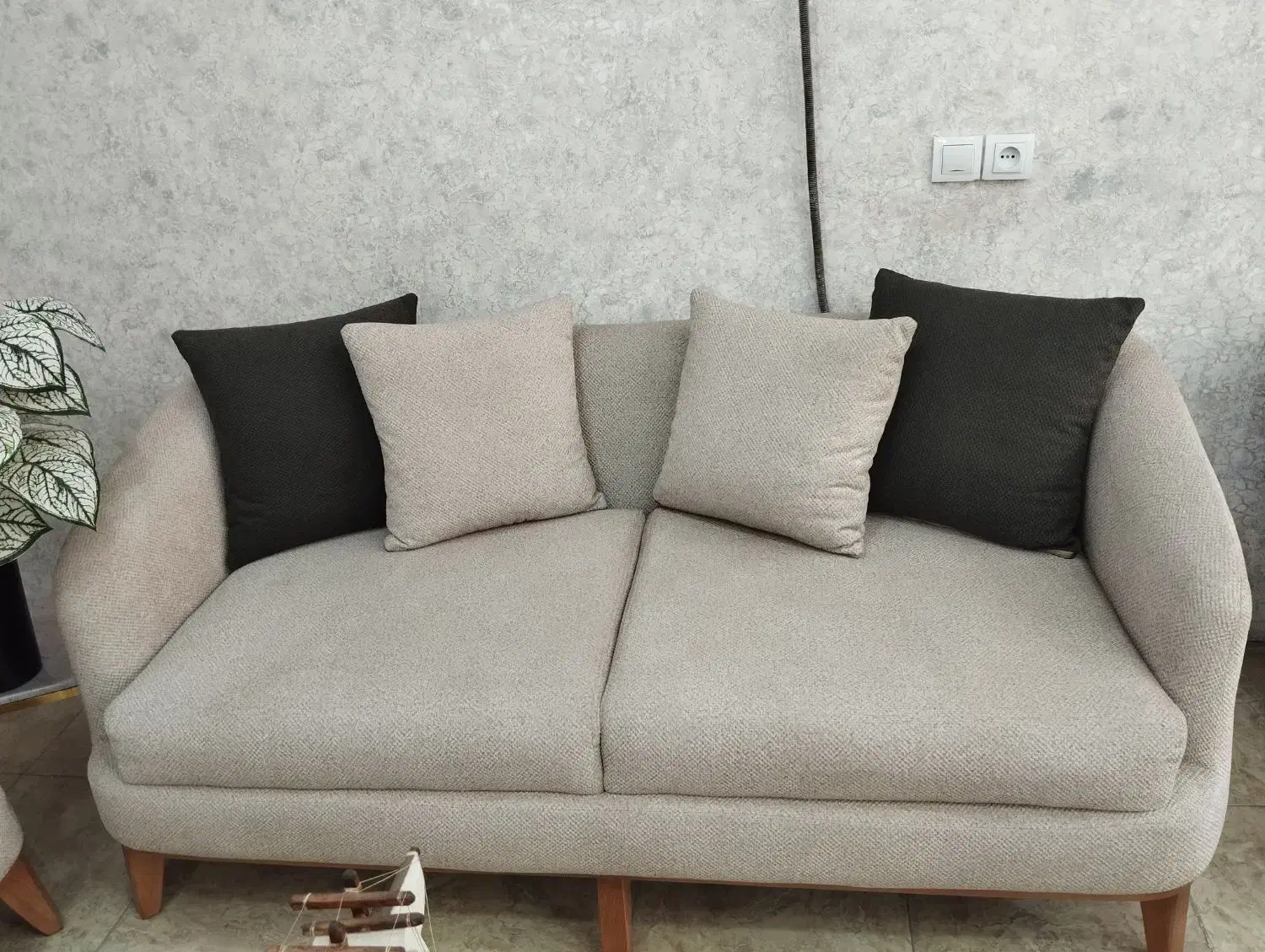 مبل ۸ نفره پادورا|مبلمان خانگی و میز عسلی|رباط‌کریم, رباط‌کریم|دیوار