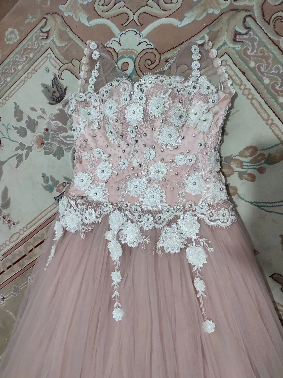 لباس مجلسی|لباس|نیریز, |دیوار