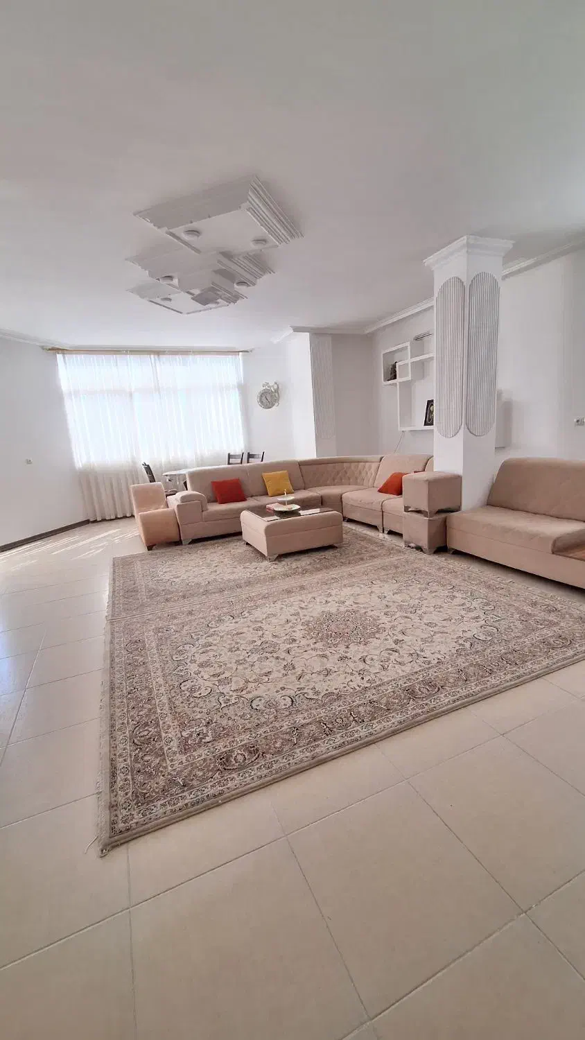 واحد 125متری دو خواب/ ۳ کله نور/ یزدانپناه غربی|فروش آپارتمان|خمینیشهر, |دیوار