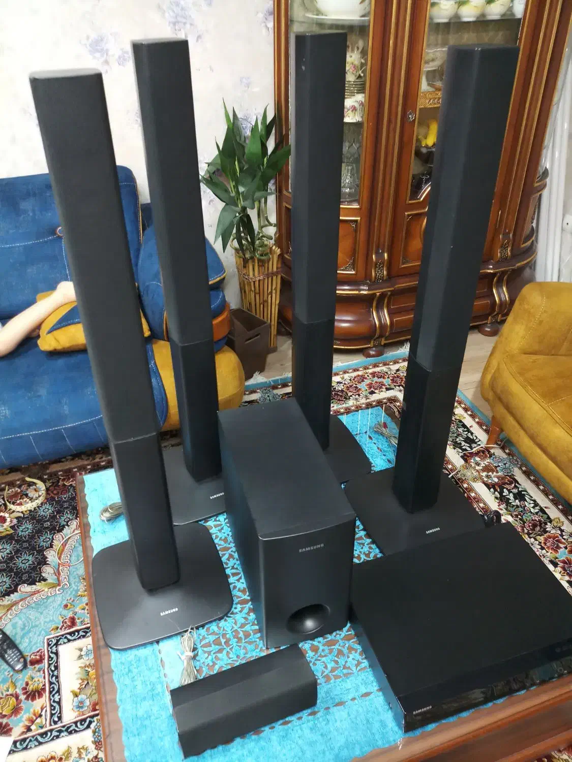 سینما خانوادگی|سیستم صوتی خانگی|اندیشه, اندیشه فاز ۴|دیوار