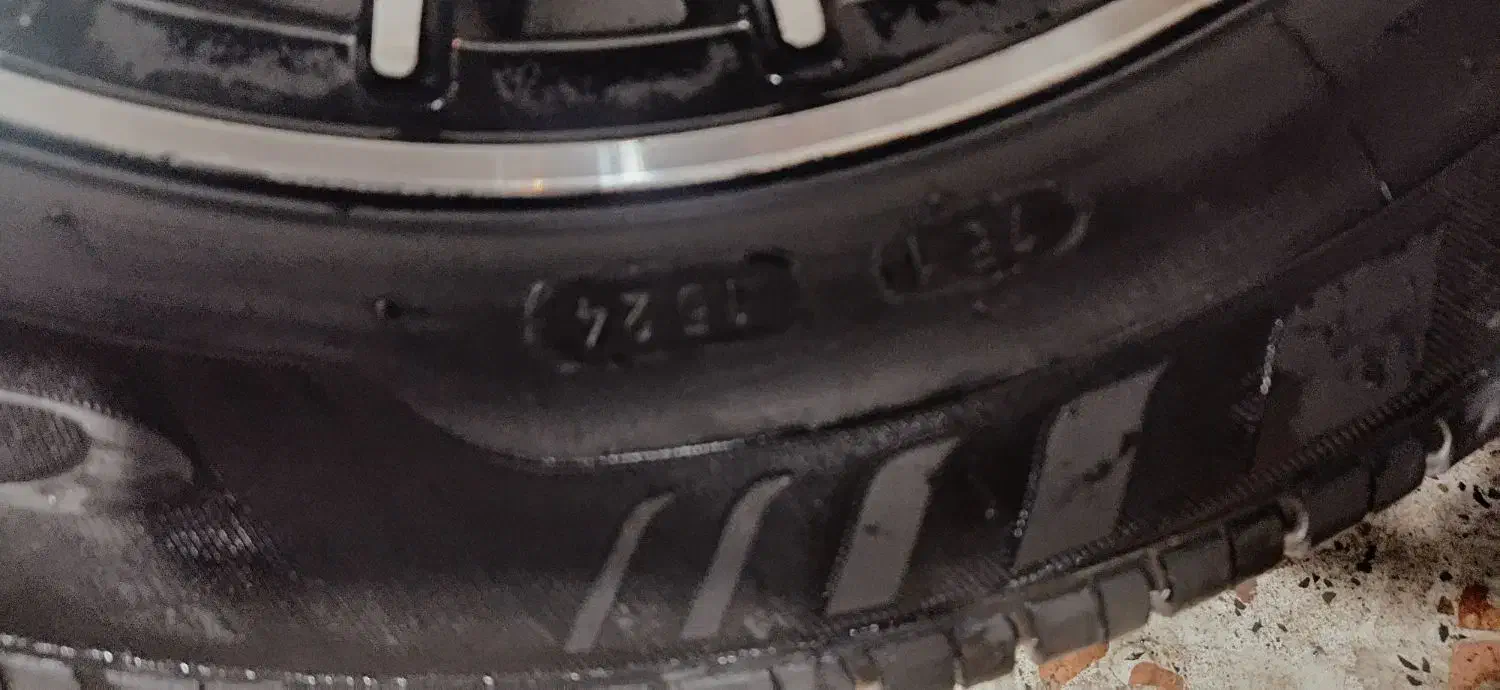 رینگ و لاستیک 15|قطعات یدکی و لوازم جانبی|رشت, جانبازان|دیوار