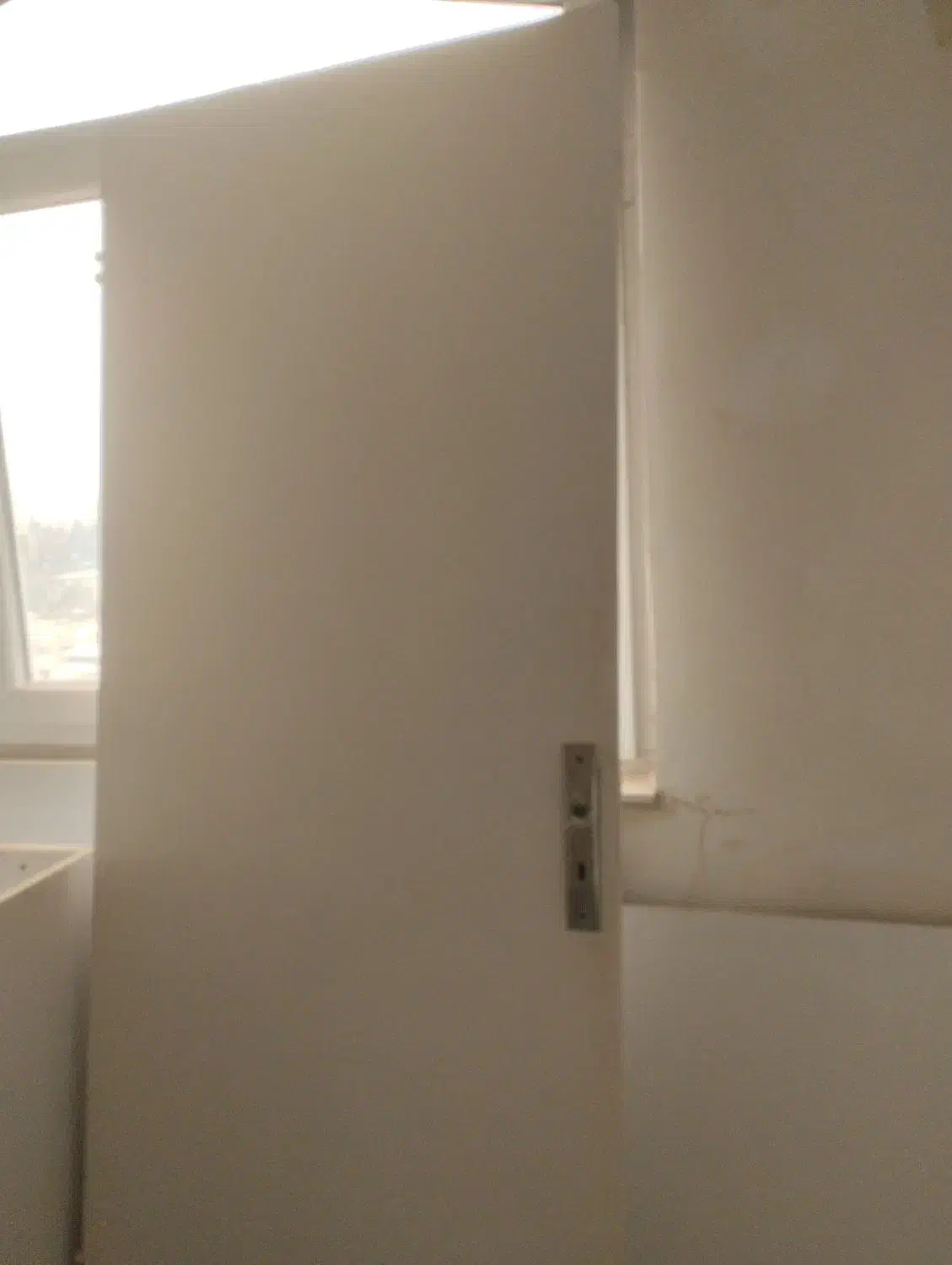 دو لنگه در اتاقی|مصالح و تجهیزات ساختمان|اندیشه, اندیشه فاز ۲|دیوار