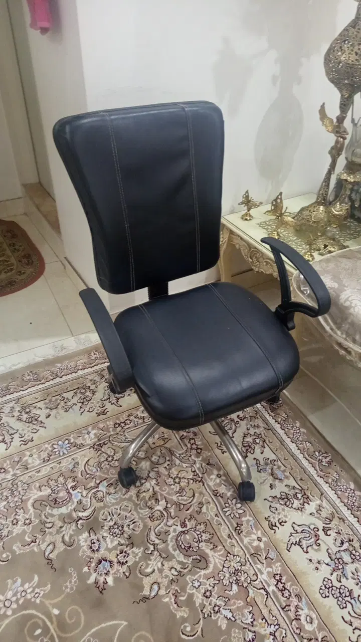 صندلی|صندلی و نیمکت|تهران, خاک سفید|دیوار