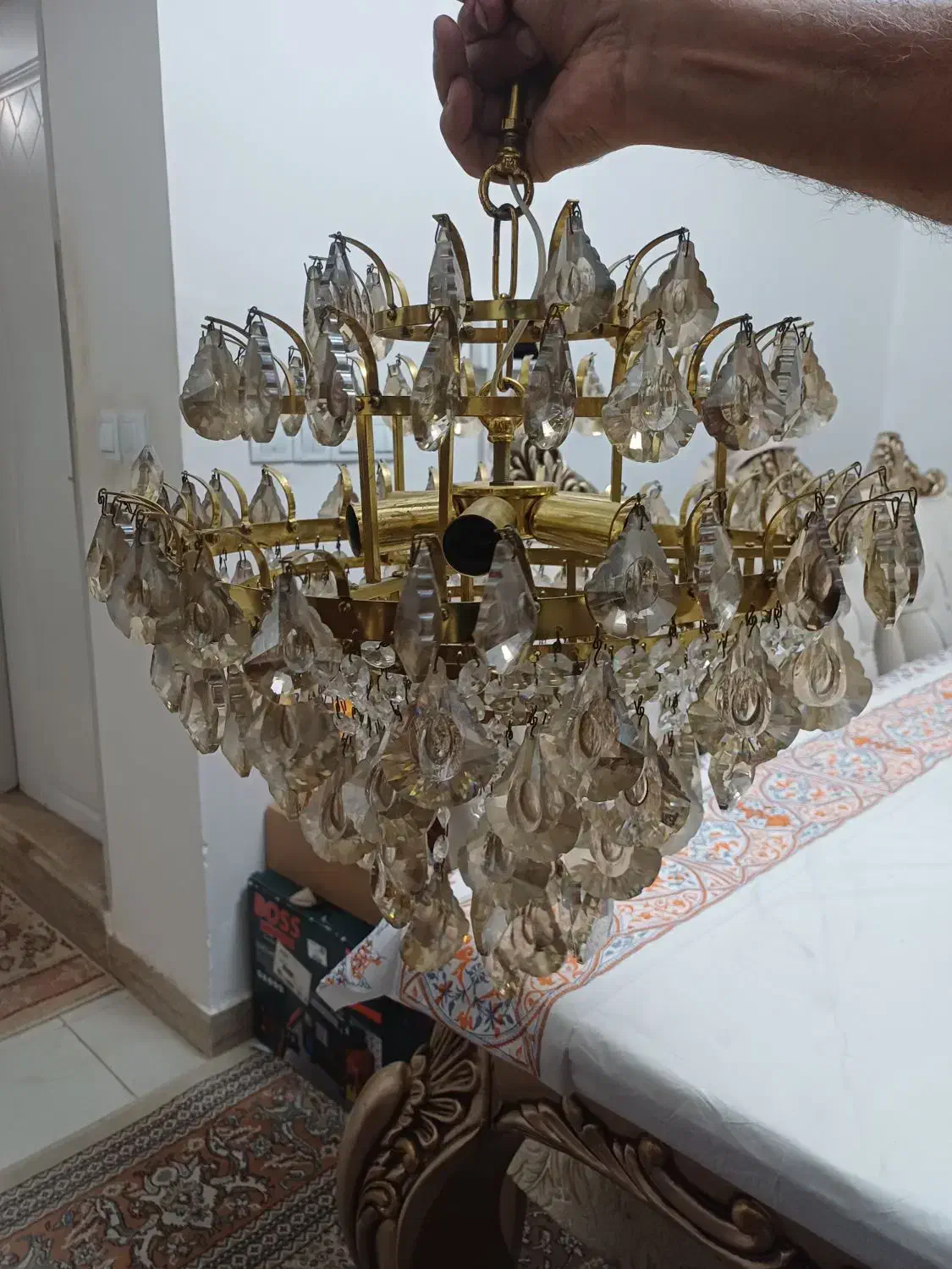 فروش لوستر کریستالی|لوستر و چراغ آویز|رشت, استقامت ۲|دیوار