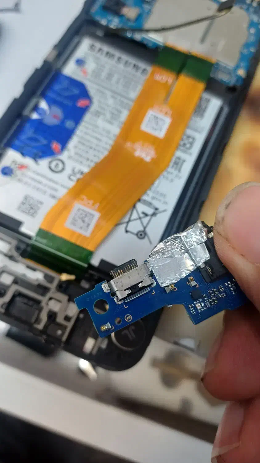 تعمیرات تخصصی و فوری موبایل|لوازم جانبی موبایل و تبلت|تبریز, |دیوار