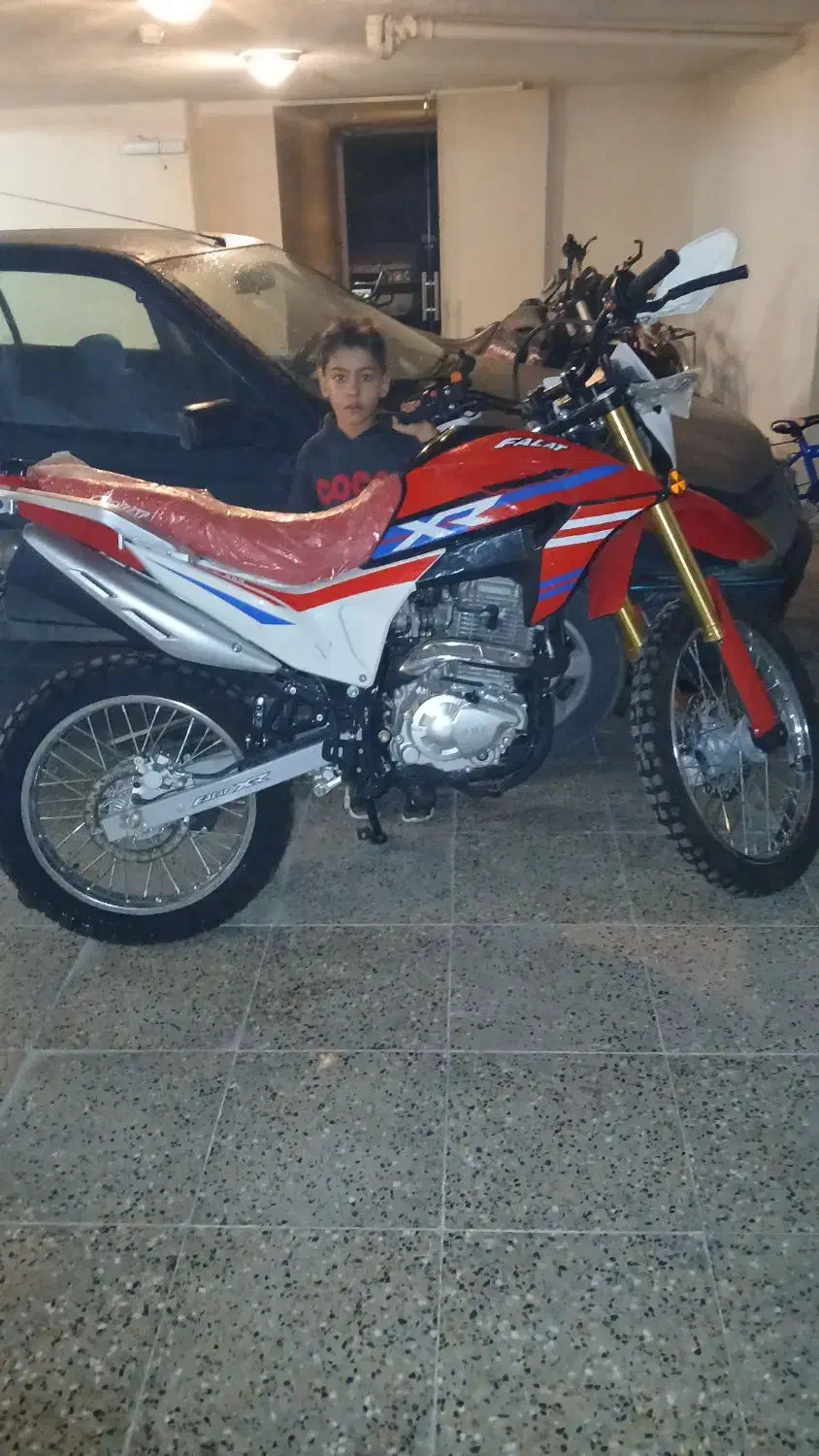 موتور فلات ۲۵۰ صفر|موتورسیکلت|اصفهان, بختیاردشت (شهرک پرتو)|دیوار