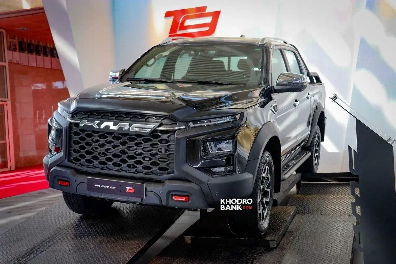 کی ام سی تی9 مدل 1405|خودرو سواری و وانت|شیراز, گل سرخ|دیوار