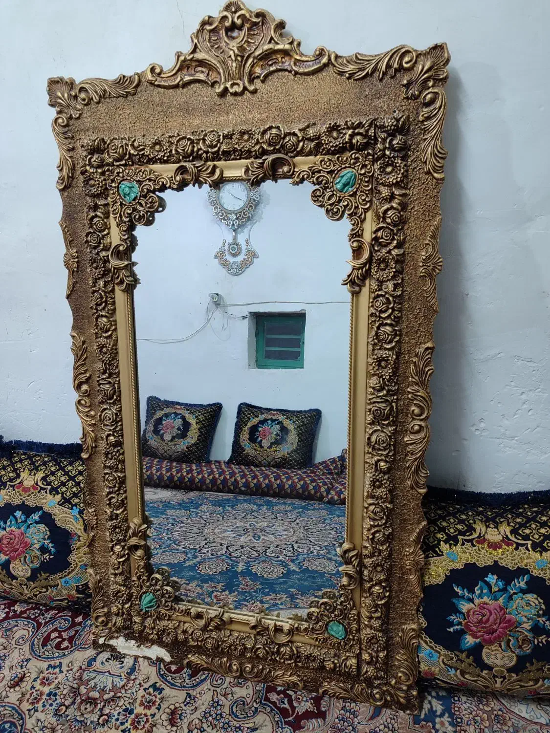 آینه ایستاده|آینه|یزد, |دیوار