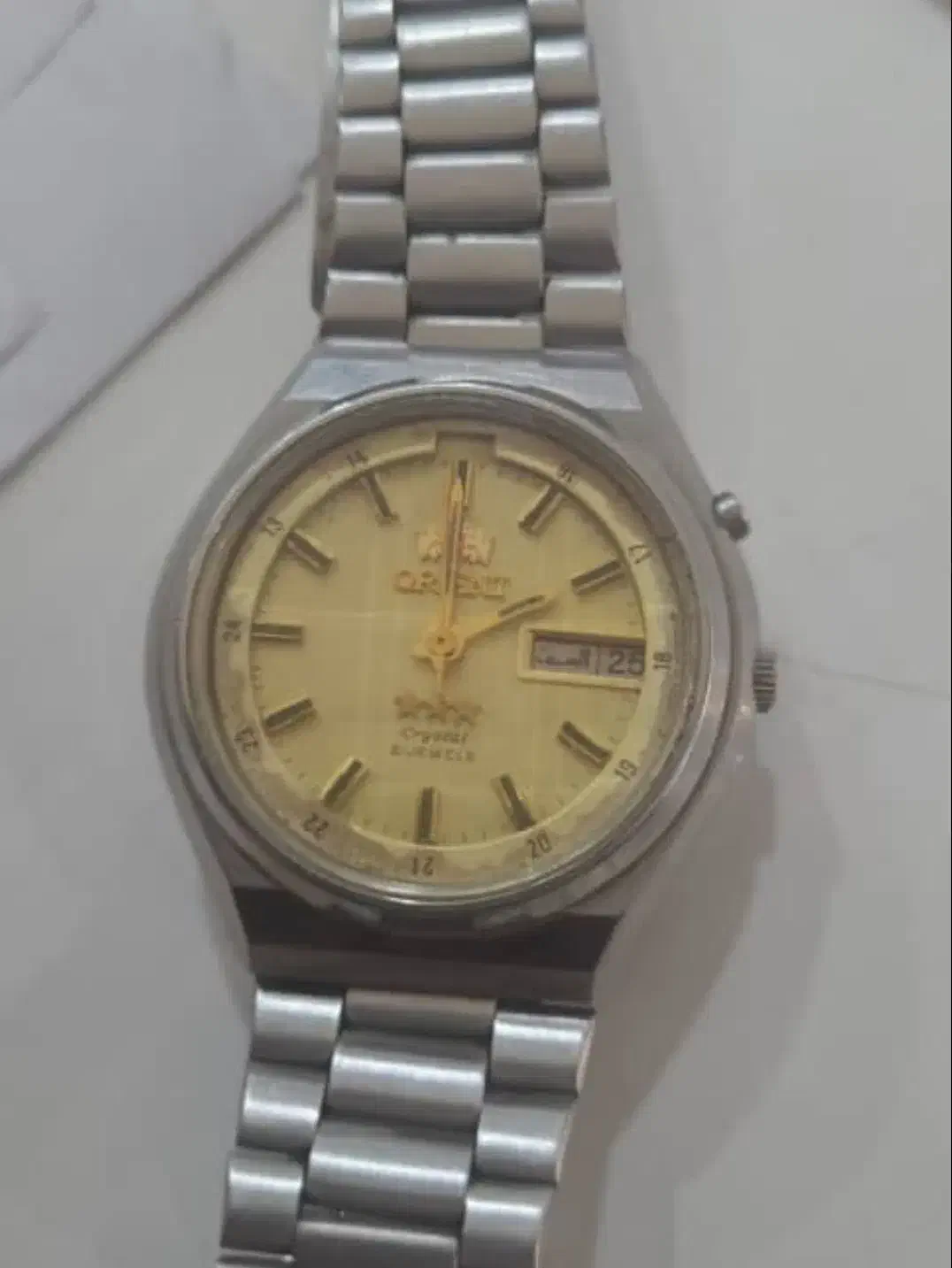 ساعت مچی|ساعت|قشم, |دیوار