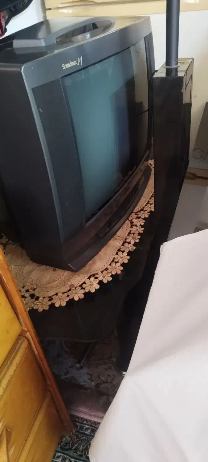 تلویزیون قدیمی|تلویزیون و پروژکتور|قائمشهر, |دیوار