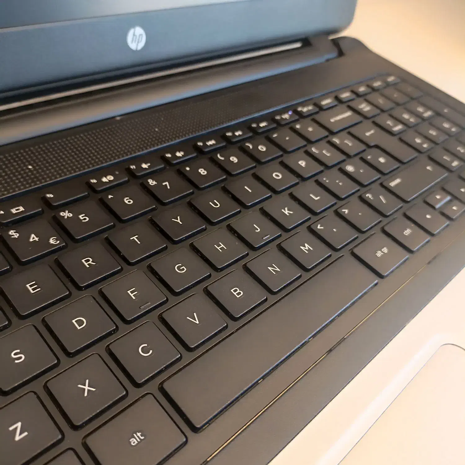 لپتاپ HP دانشجویی حسابداری و اداری و طراحی سایت|رایانه همراه|کرمان, |دیوار