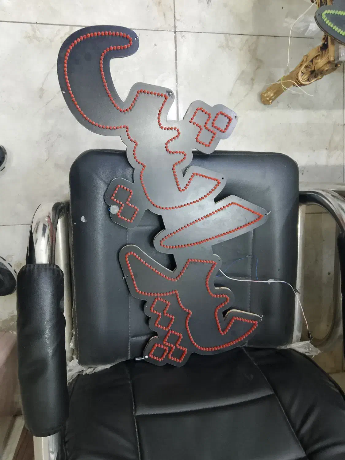 تابلوی پیرایش|تابلو، نقاشی، عکس|مشهد, عسگریه|دیوار