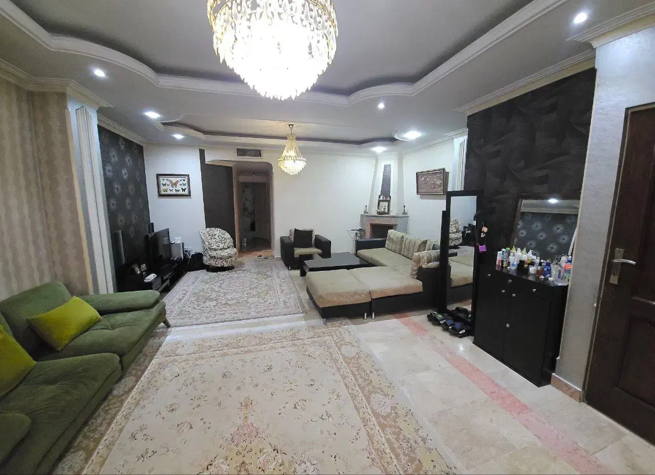 اپارتمان ۹۵ متری مبله رهن کامل|اجارهٔ آپارتمان|تهران, صادقیه|دیوار