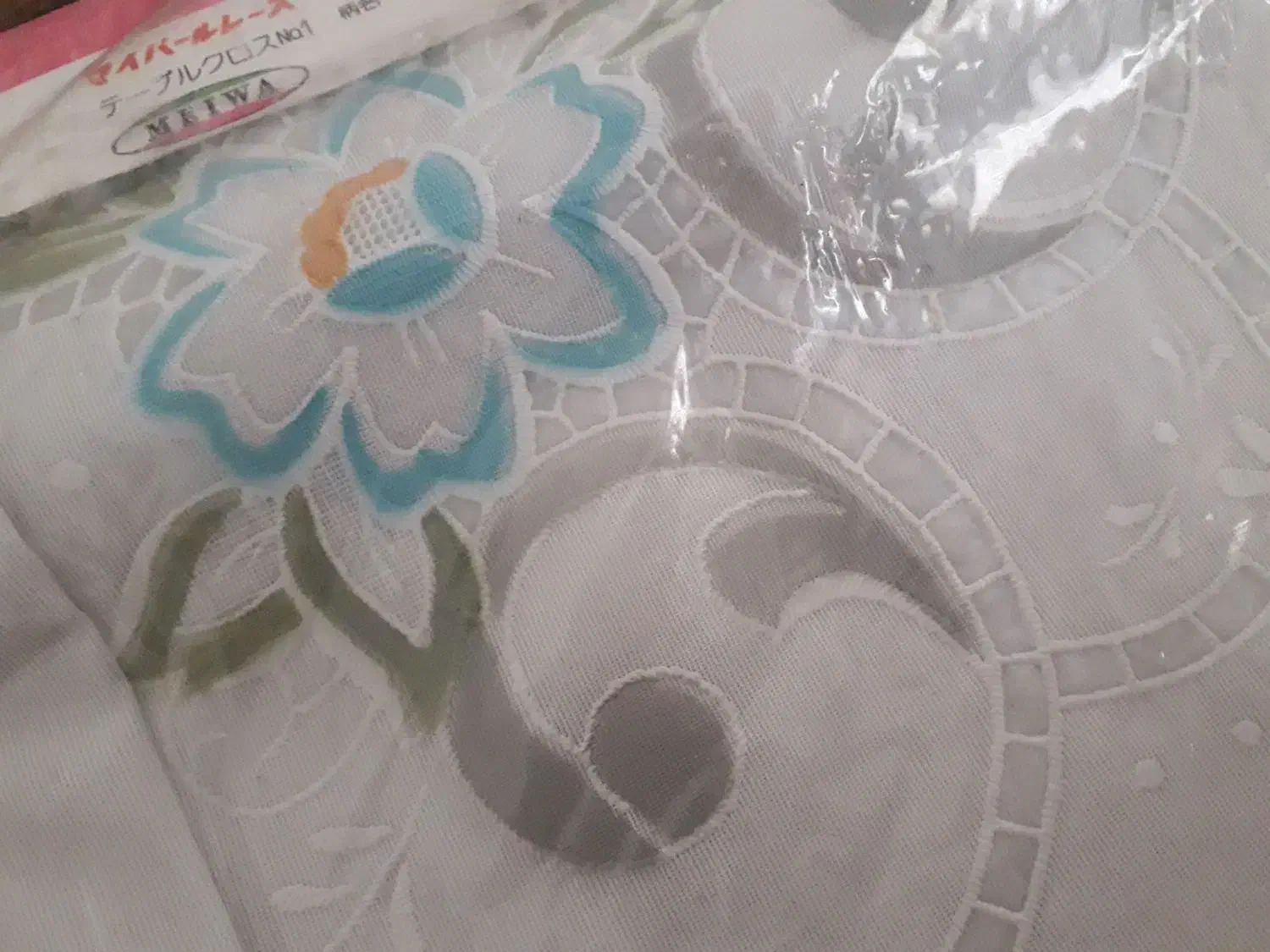 سفره ۸ نفره|سفره، حوله، دستمال آشپزخانه|تهران, سازمان برنامه جنوبی|دیوار