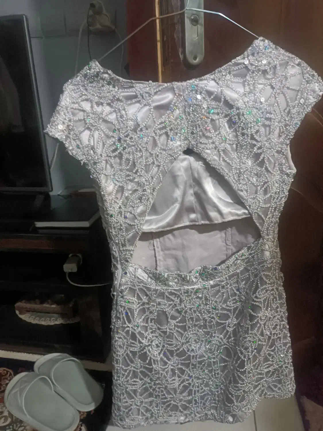 لباس و چادر|لباس|مشهد, هنرور|دیوار