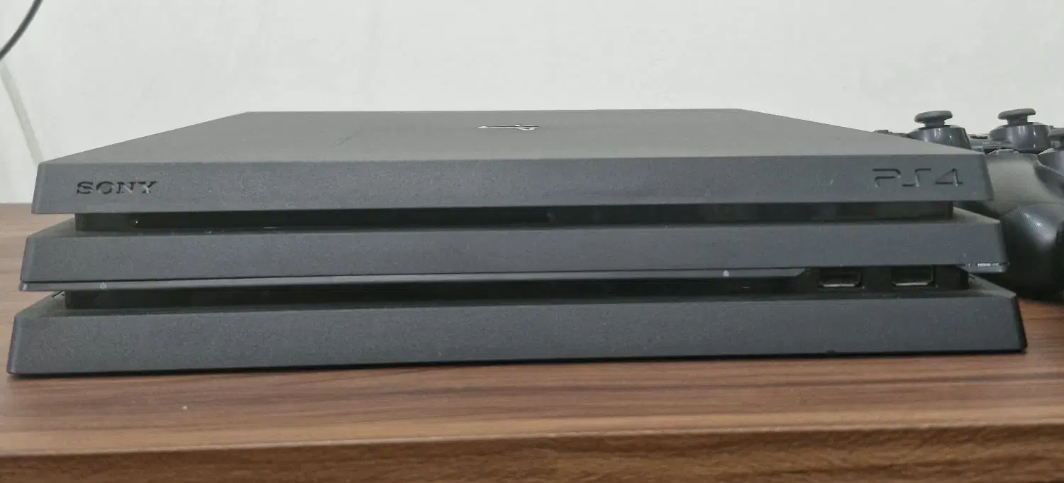 Ps4 pro|کنسول، بازی ویدئویی و آنلاین|همدان, |دیوار