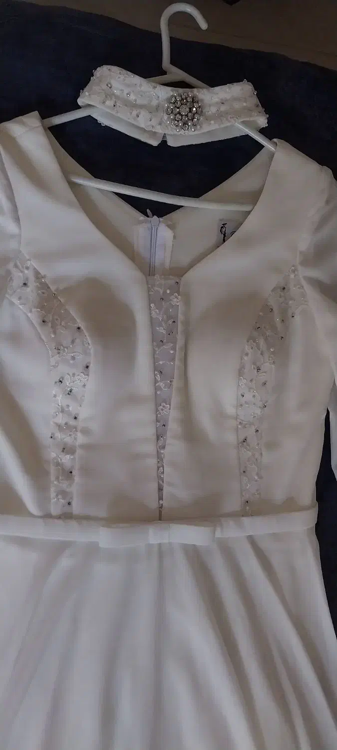 لباس عروس|لباس|رودهن, |دیوار