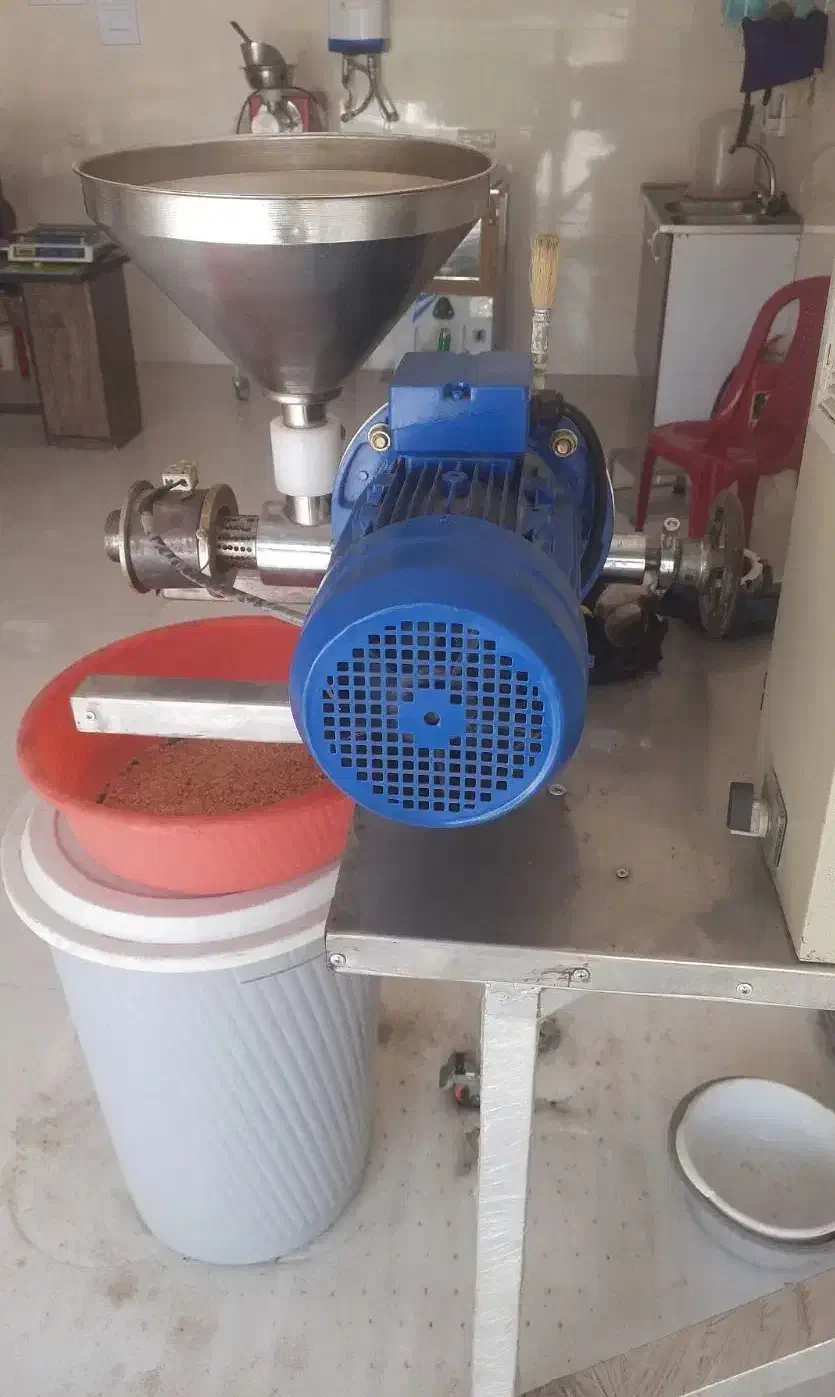 دستگاه روغنگیری کره گیر ارده گیری|ماشینآلات صنعتی|شیراز, بریجستون|دیوار