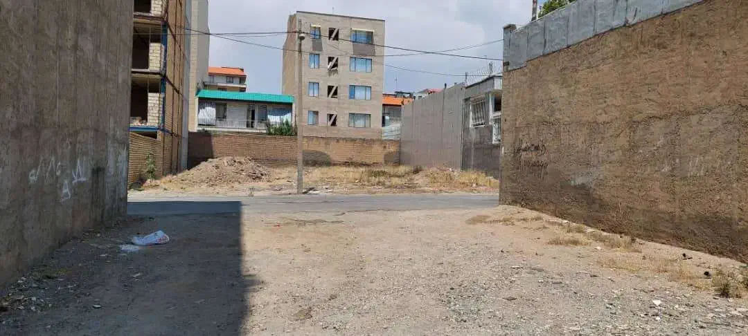 فروش زمین مسکونی|فروش زمین و ملک کلنگی|بروجرد, |دیوار