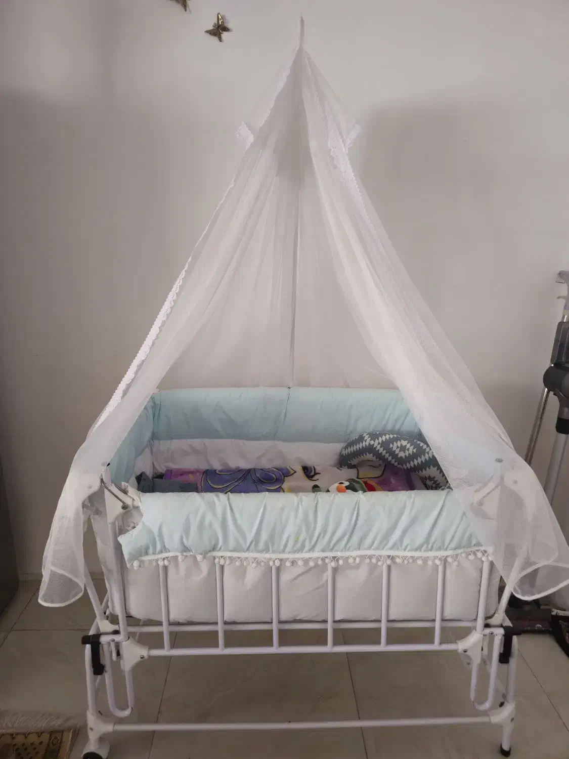 تخت نوزاد|تخت و صندلی بچه|محمدشهر, محمدشهر|دیوار