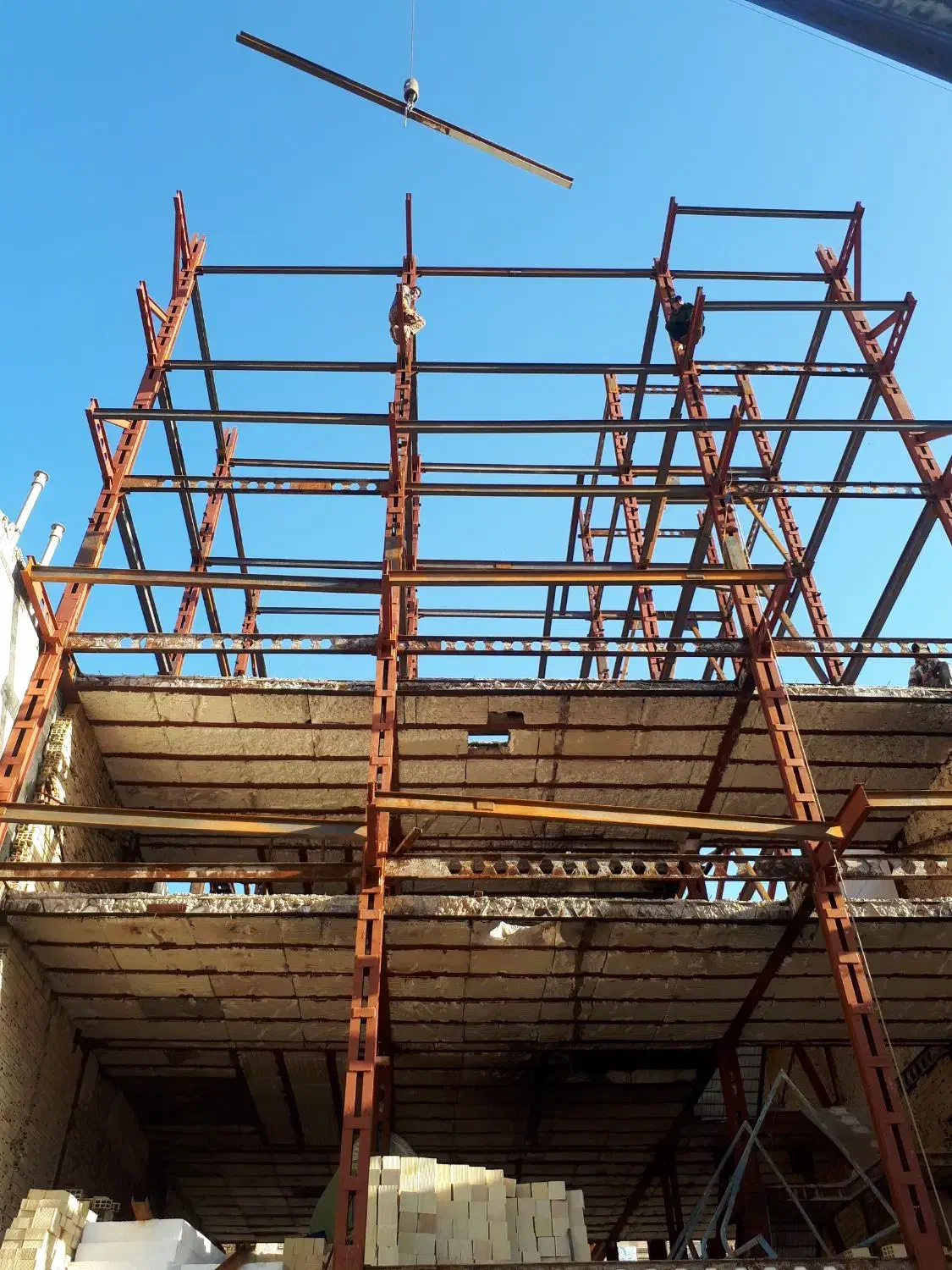 جوشکاری. برشکاری. خرده کاری|خدمات پیشه و مهارت|بروجرد, |دیوار