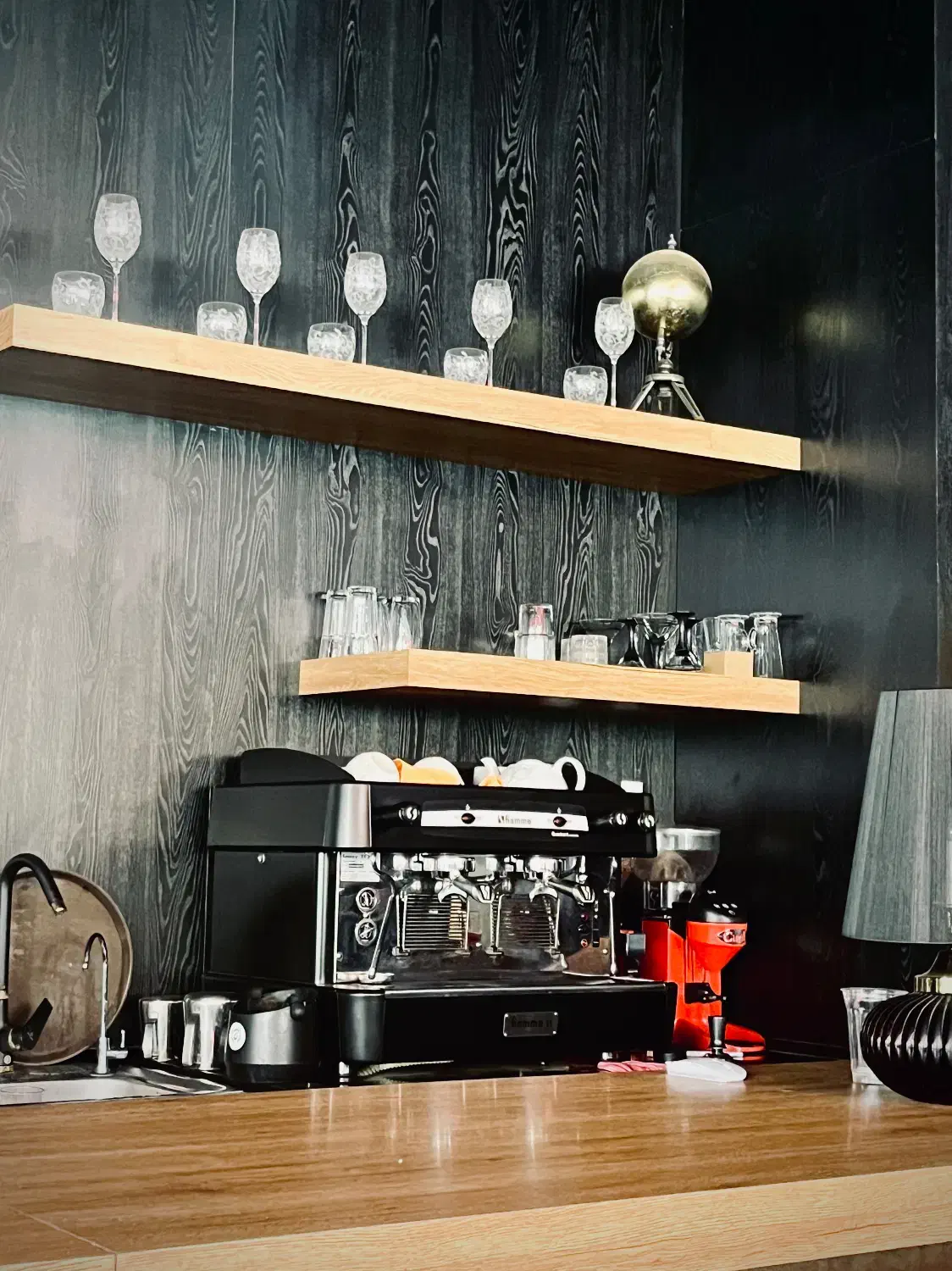 باریستا-بارتندر|استخدام خدمات فروشگاه و رستوران|تبریز, |دیوار