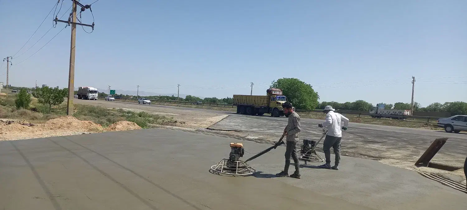 اجرتی بتن ریزی با ماله پروانه با لیزر|خدمات پیشه و مهارت|نظر کهریزی, |دیوار