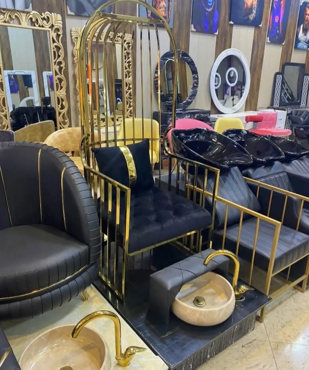 ست پدیکورx1/ترولی توری/تخت مژه /پاف/صندلی اصلاح x2|آرایشگاه و سالنهای زیبایی|سنندج, |دیوار