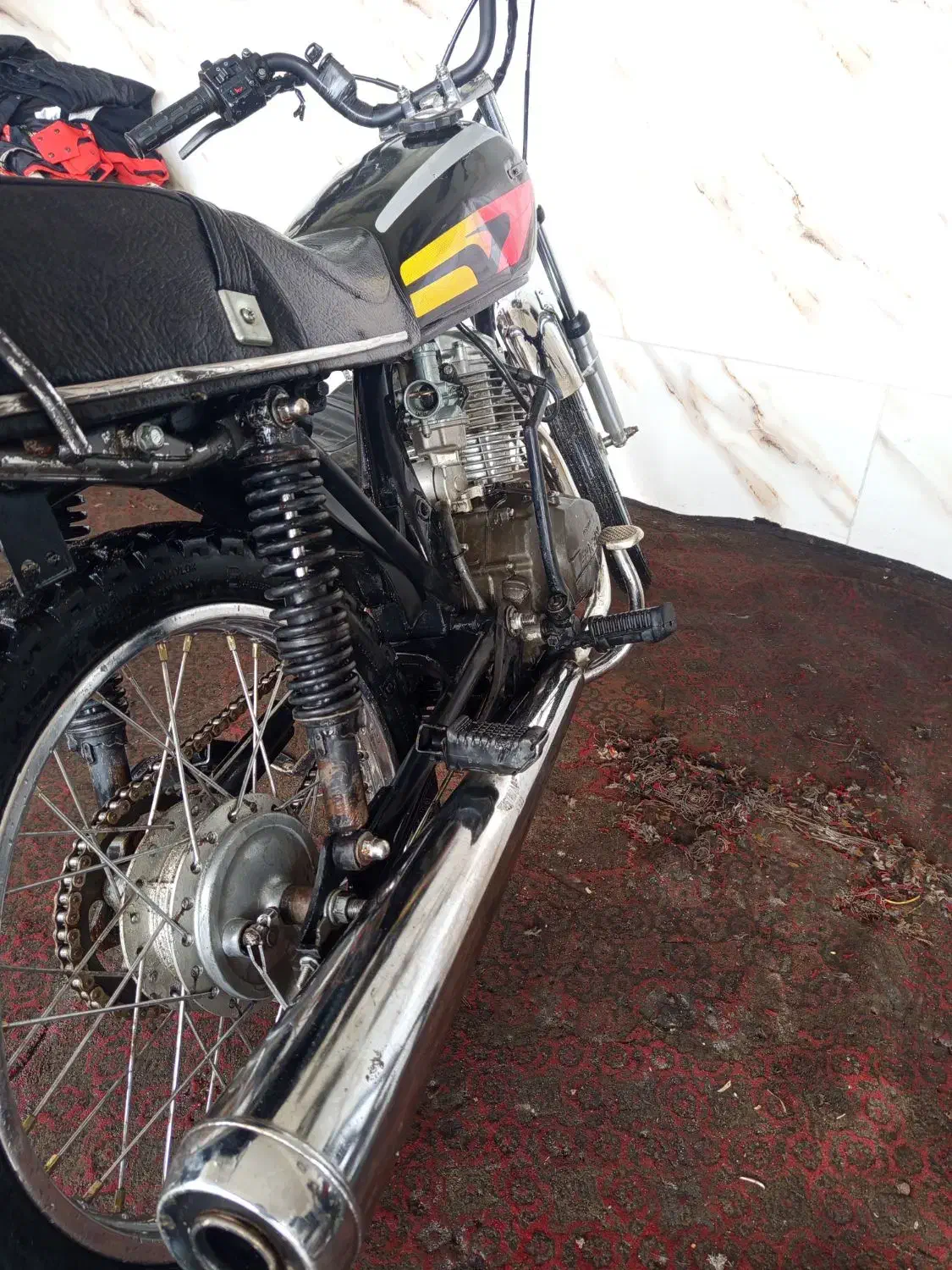 موتور سیکلت|موتورسیکلت|سیلوانه, |دیوار