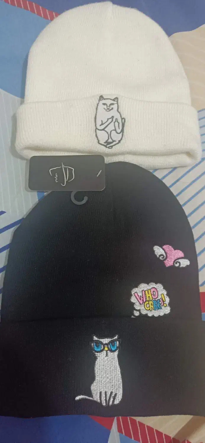 تعدادی لباس|لباس|سنندج, |دیوار