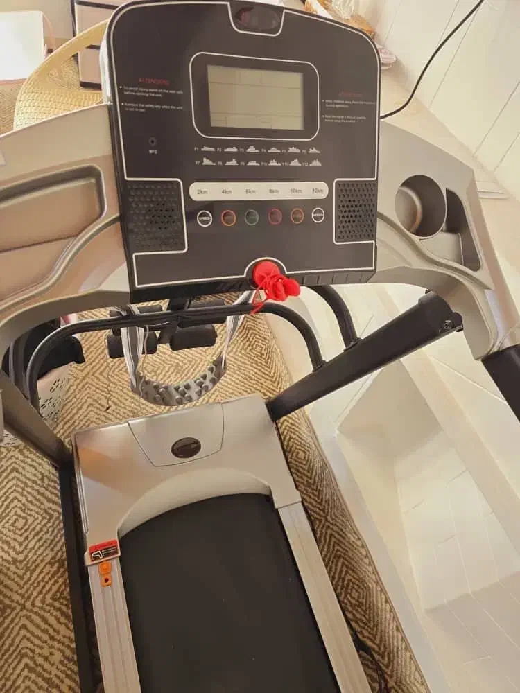 تردمیل|تجهیزات ورزشی|چمستان, |دیوار