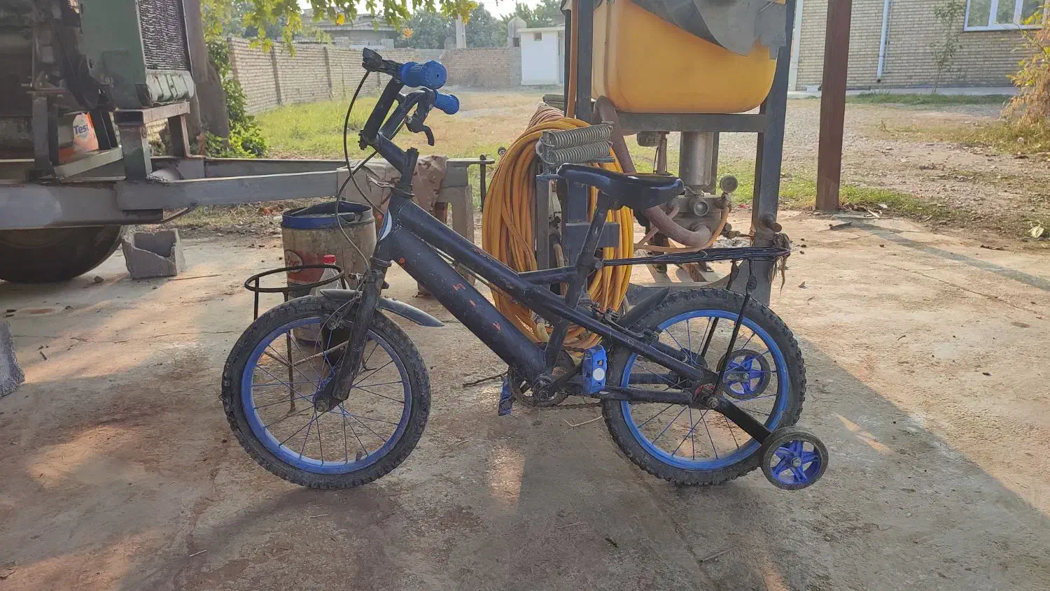 دوچرخه ۱۶ سالم دوچرخه ۲۰نیاز به تعمیر|دوچرخه، اسکیت، اسکوتر|گنبد کاووس, |دیوار