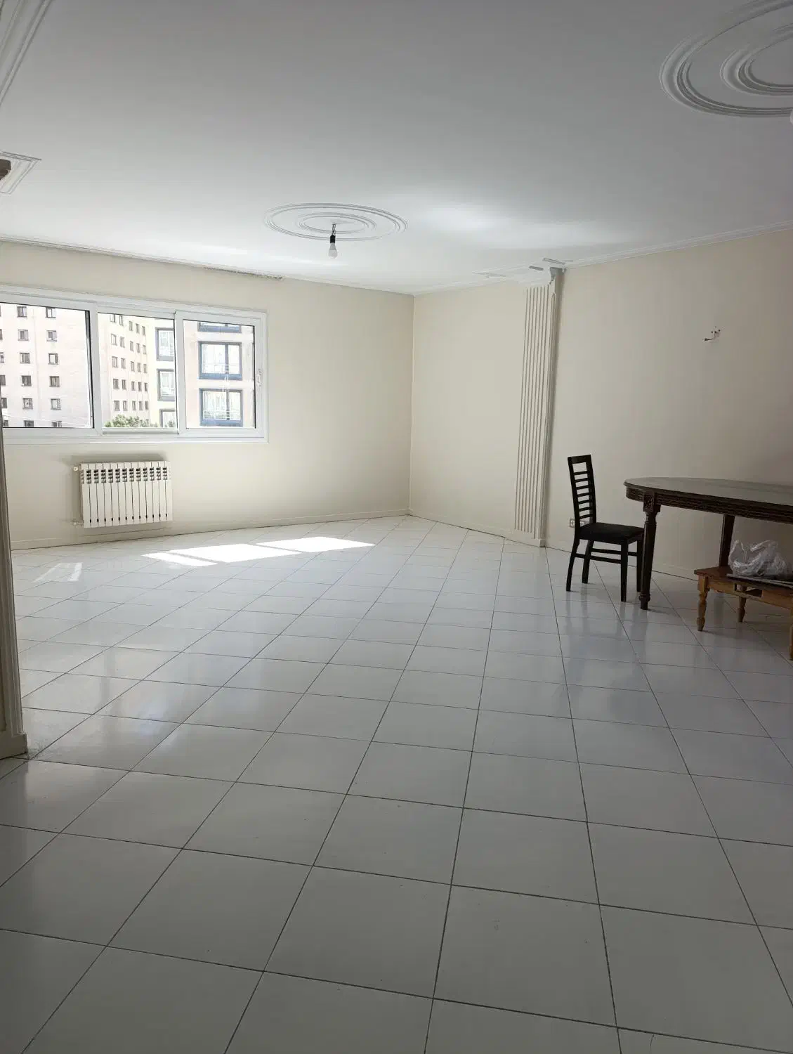 شهرک غرب ۱۴۰ متر برج ۳ خواب تراس دار