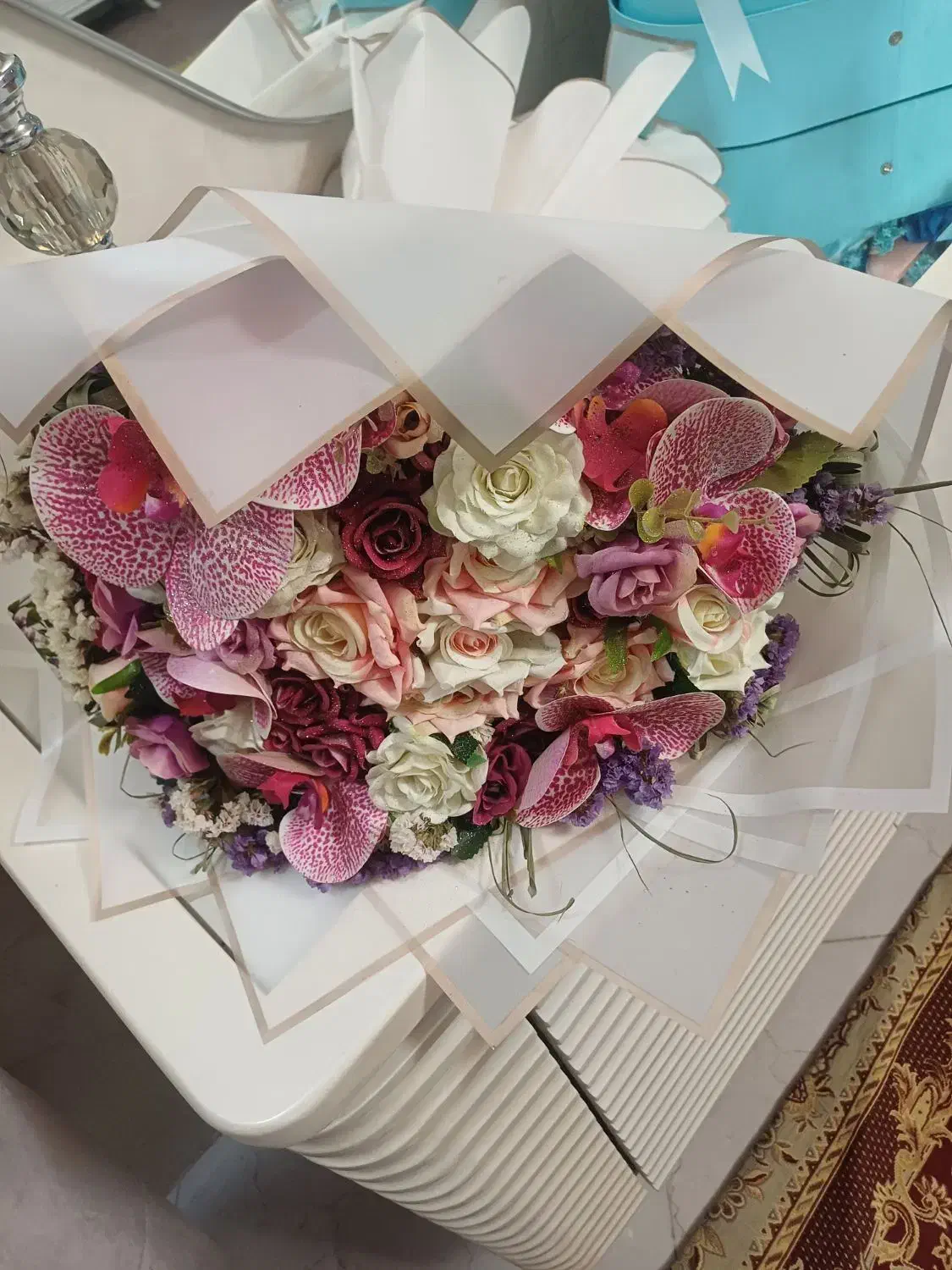 دسته گل زیبا|گل مصنوعی|قدس, شهرقدس|دیوار