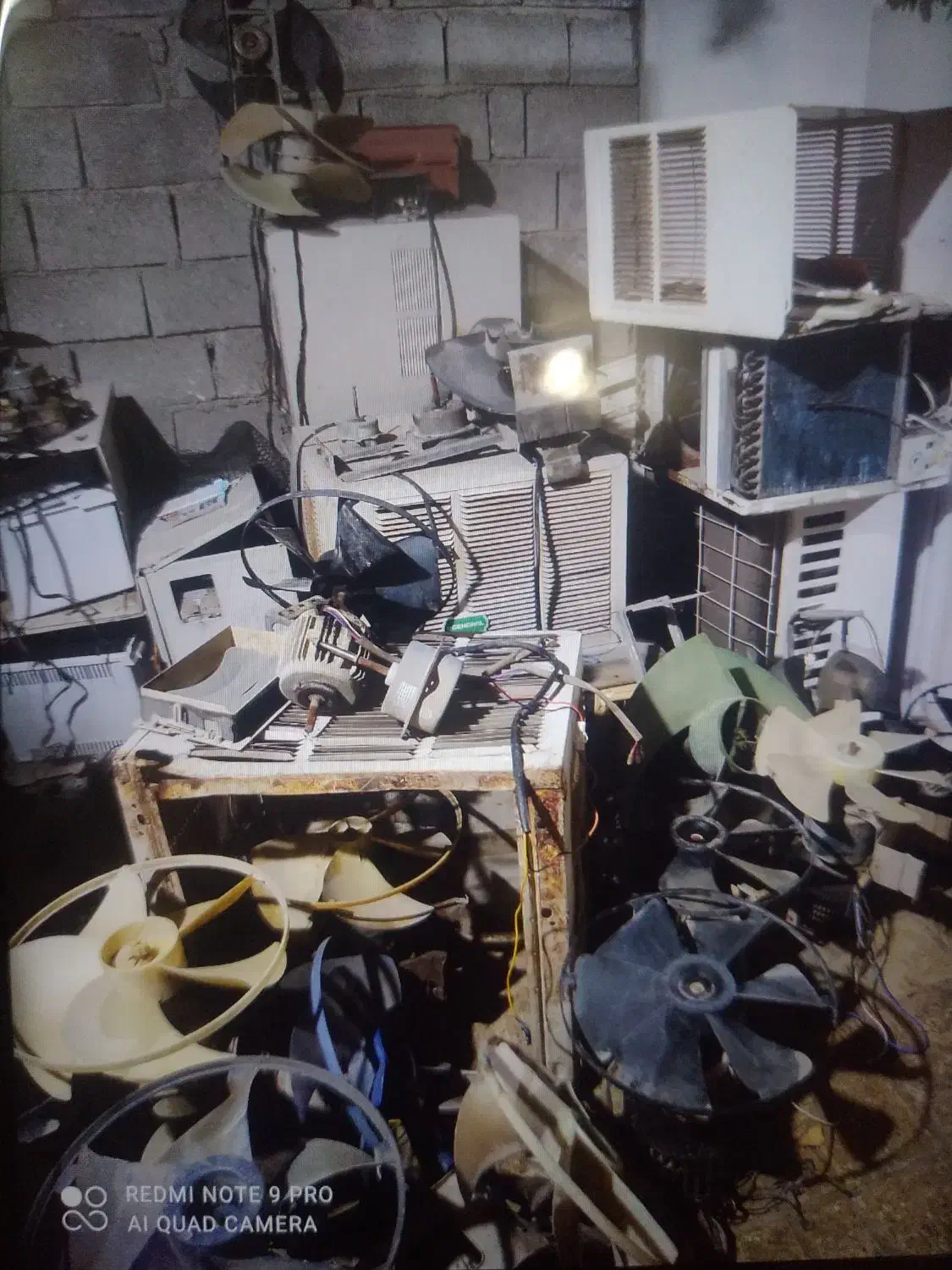 خرید خریدار کولر اسپلیت پنجره ای سالم و سوخته|کولر گازی و فن‌کوئل|بندرعباس, |دیوار