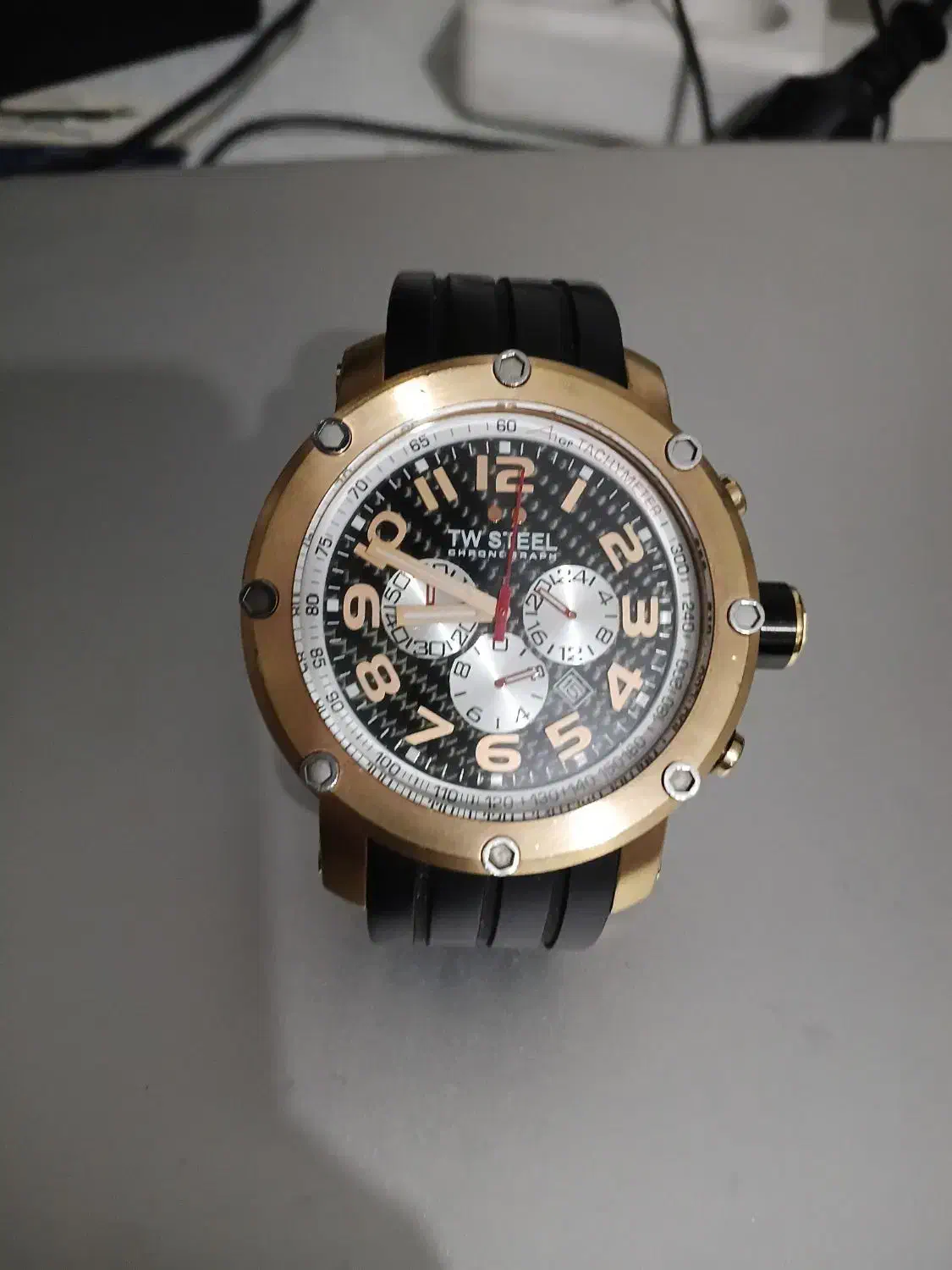 ساعت اصلیtw 600|ساعت|قم, ولیعصر|دیوار