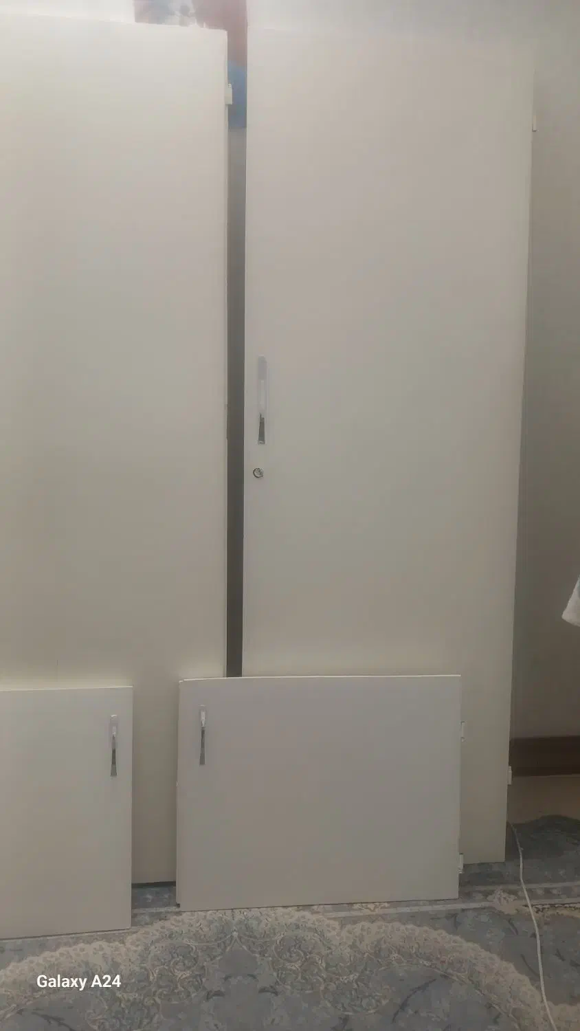 در چوبی|جاکفشی، کمد، دراور|قم, شاه سید علی|دیوار