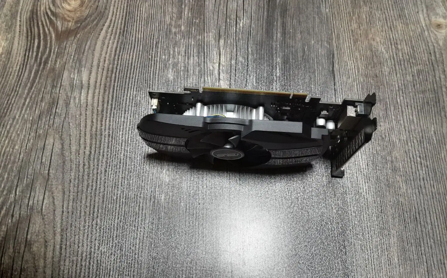 کارت گرافیک NVIDIA 1050TI ASUS در حد نو|قطعات و لوازم جانبی رایانه|رشت, استادسرا|دیوار